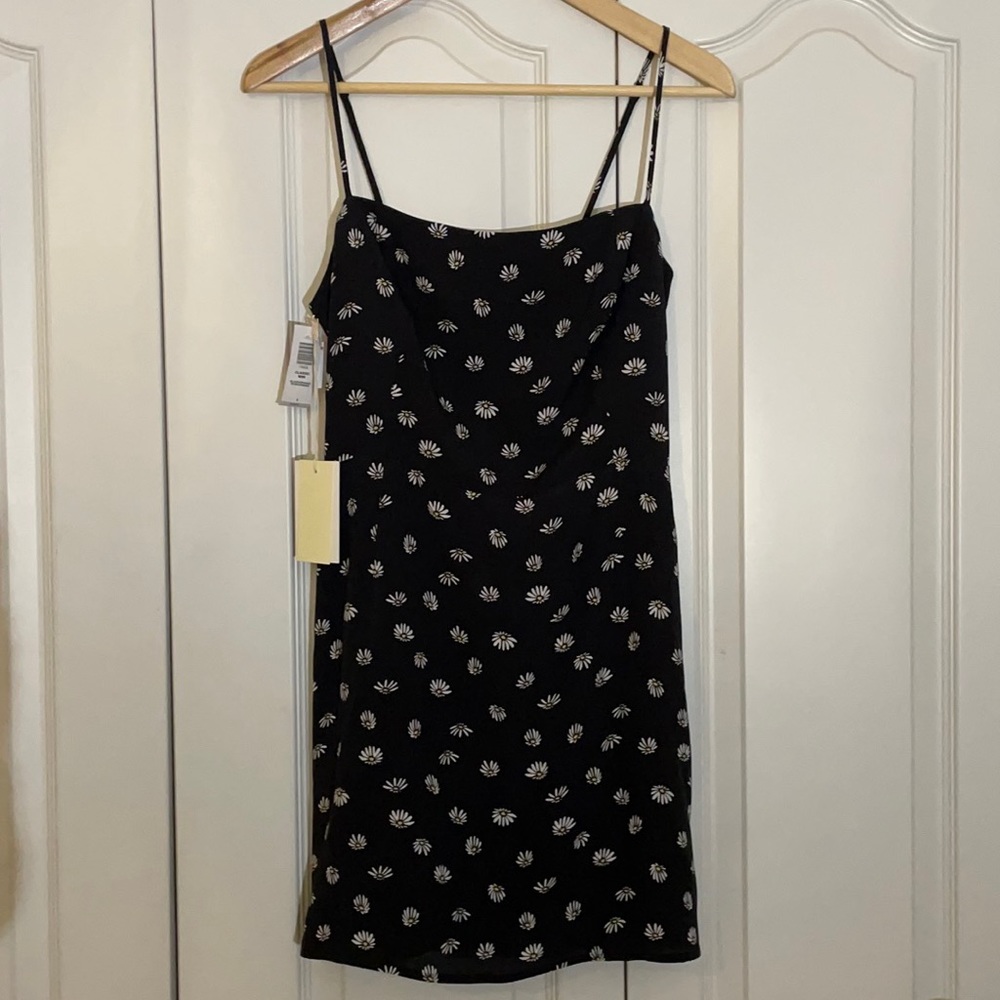 NWT Wilfred Classic Mini Dress - Black & Sunflower